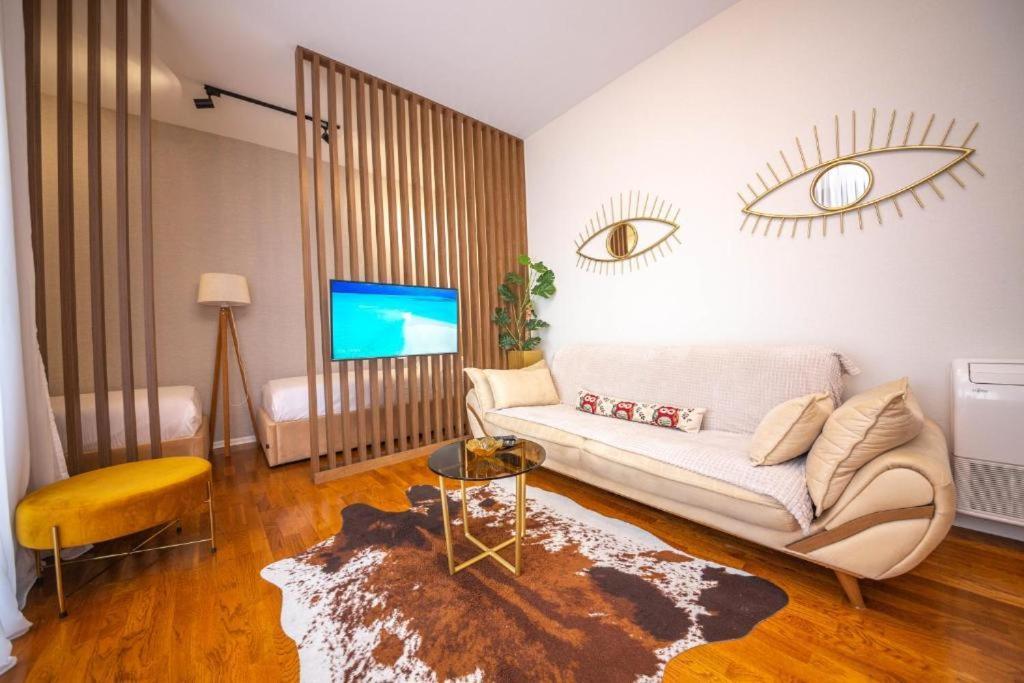 Terrace Apartament Tirana